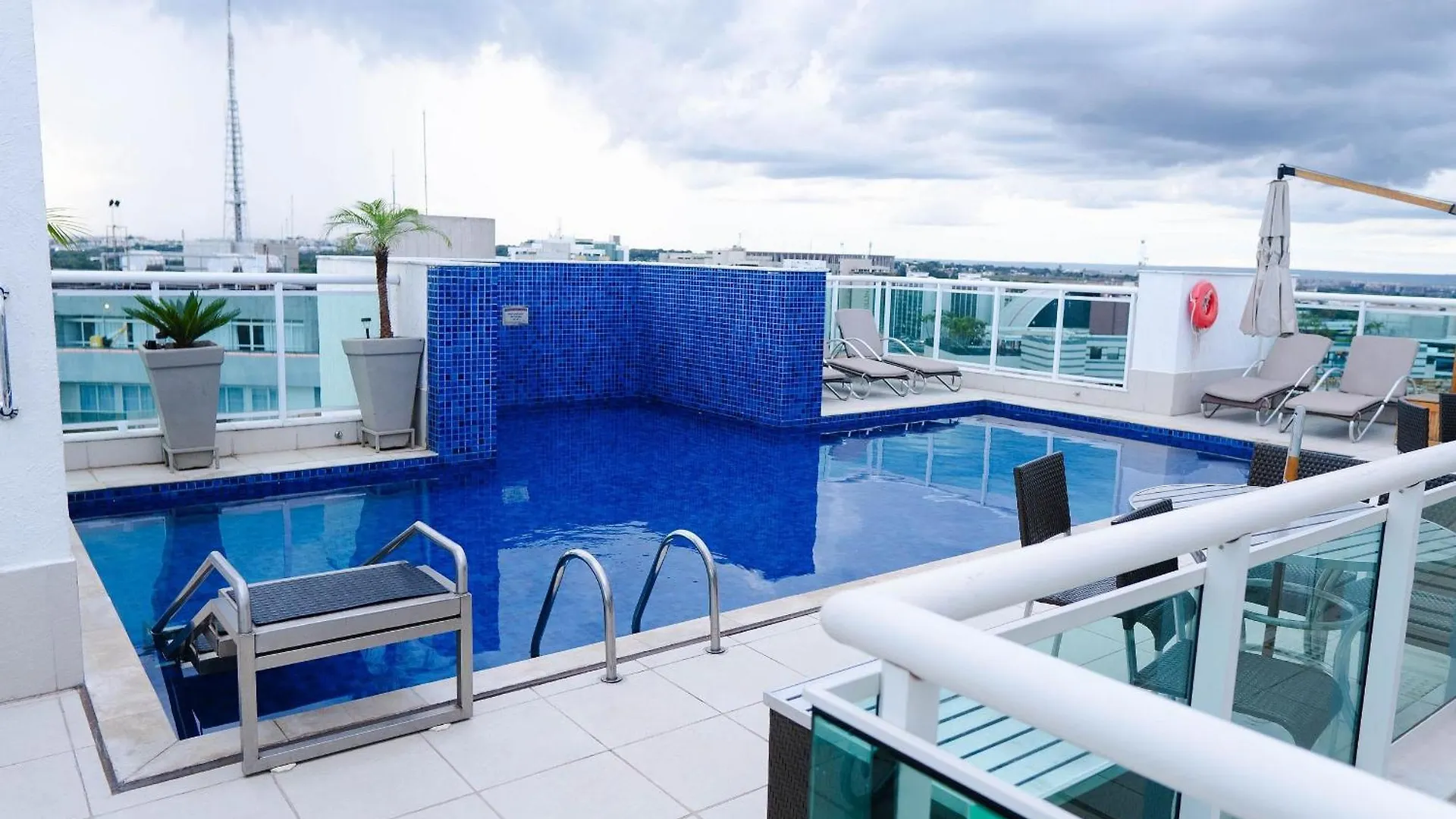B1113 Flat Com Smart Tv Em Andar Alto Apartamento Brasília Brasil