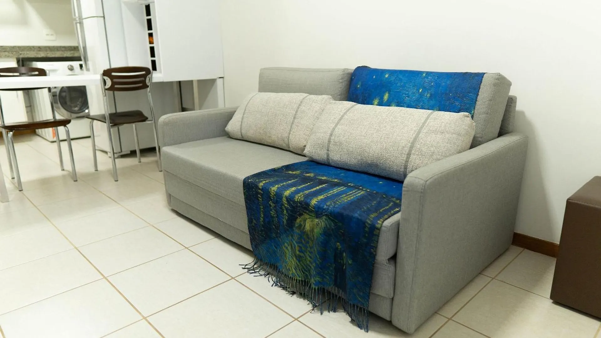 B1113 Flat Com Smart Tv Em Andar Alto Apartamento Brasília